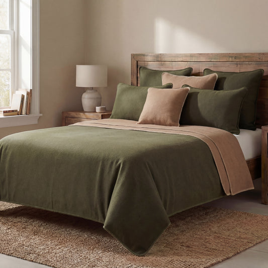 Solid Sage - Bedspread - King - 106x92